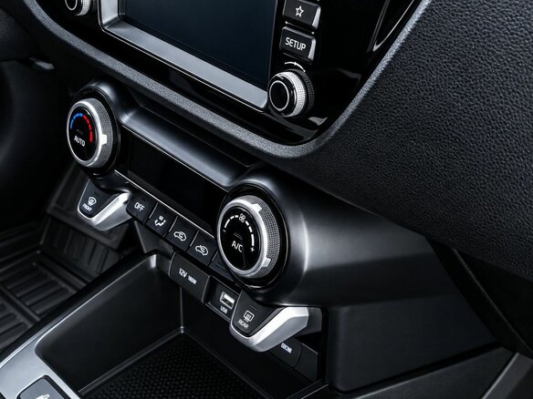 2020 Kia Rio X-Line IV, белый - вид 13