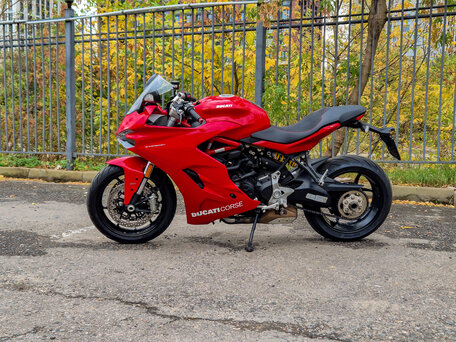2017 Ducati Supersport, красный, 700000 рублей, вид 5