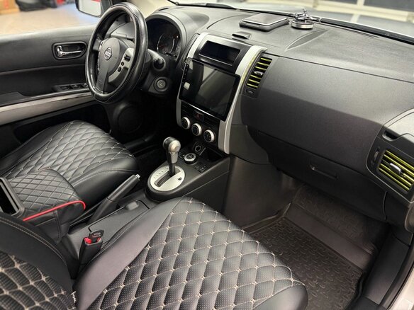2014 Nissan X-Trail II Рестайлинг, серебристый, 1499000 рублей - вид 18