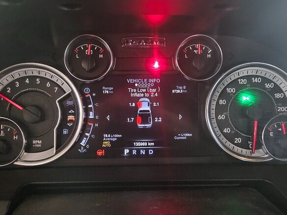 2013 Dodge RAM IV (DS/DJ), чёрный, 3800000 рублей - вид 5