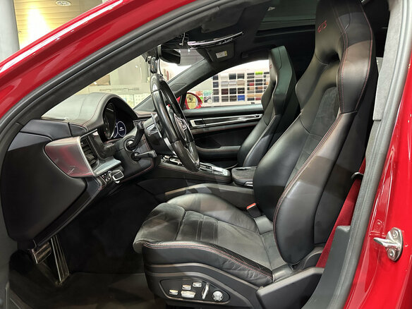 2019 Porsche Panamera GTS II, красный, 8590000 рублей - вид 15