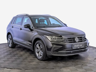 2020 Volkswagen Tiguan II Рестайлинг, чёрный, 3050000 рублей, вид 3