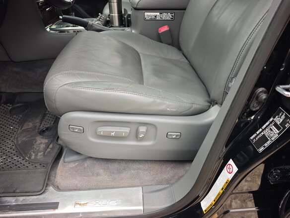 2008 Lexus LX 570 III, чёрный, 2500000 рублей - вид 19