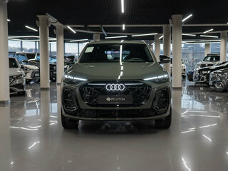 2026 Audi Q5 45 TFSI III (GU), зелёный, 7180000 рублей, вид 3