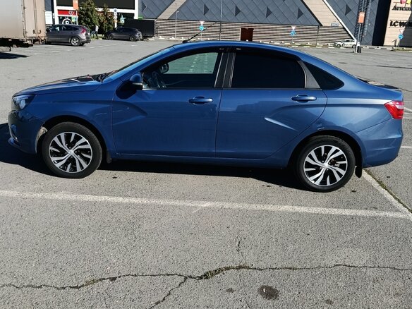 2017 Lada (ВАЗ) Vesta I, синий, 820000 рублей - вид 18