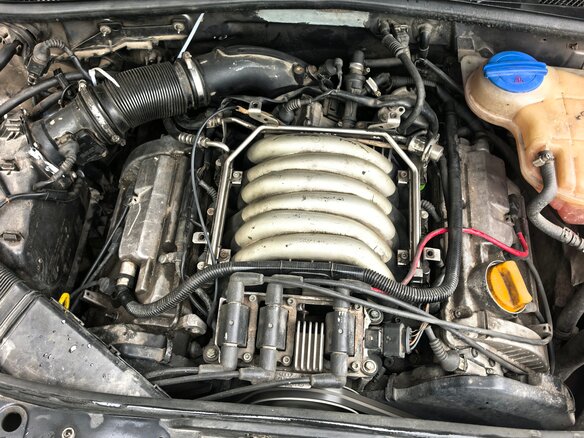 1998 Audi A6 II (C5), белый, 300000 рублей - вид 9