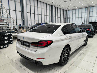 2018 BMW 5 серии 520d VII (G30/G31/G38), белый, 2400000 рублей, вид 5