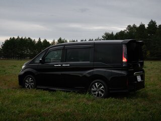 2015 Honda Stepwgn Spada V, чёрный, 1600000 рублей, вид 4