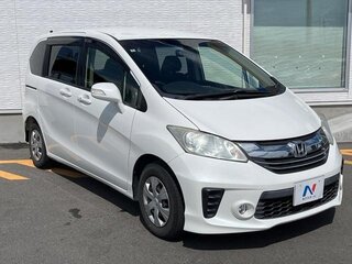 2015 Honda Freed I Рестайлинг 2, белый, 970000 рублей, вид 1
