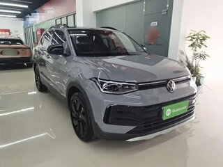 2025 Volkswagen Tharu XR, серый, 2250000 рублей, вид 3