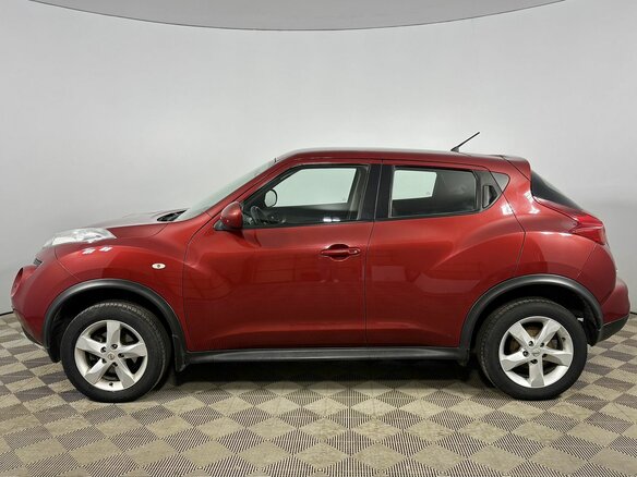 2013 Nissan Juke I, красный, 850000 рублей - вид 1