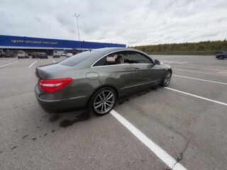 2010 Mercedes-Benz E-Класс 250 5G-Tronic IV (W212, S212, C207), серый, 1100000 рублей, вид 2