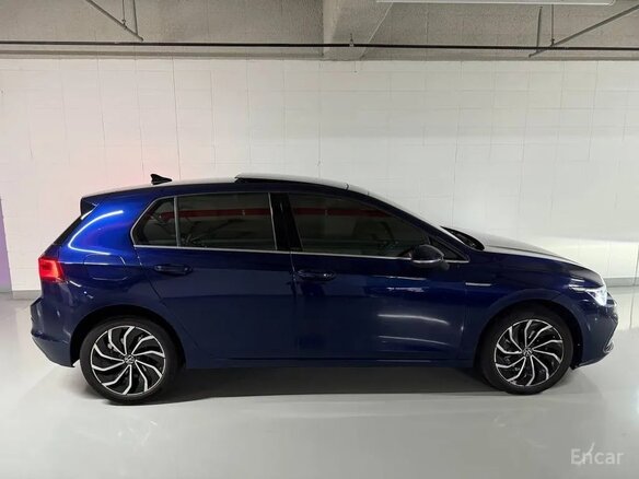 2022 Volkswagen Golf VIII, синий - вид 2