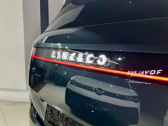 2026 Lynk & Co 900, синий, 7900000 рублей - вид 3