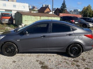2013 Hyundai Solaris I, чёрный, 550000 рублей, вид 2