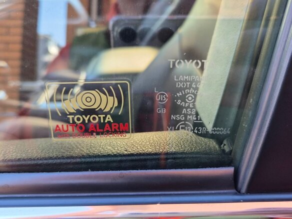 2016 Toyota Land Cruiser 200 Series Рестайлинг 2, чёрный, 5750000 рублей - вид 16
