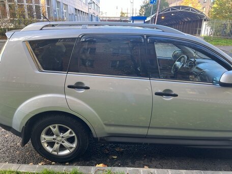 2008 Mitsubishi Outlander I, серебристый, 1000000 рублей, вид 4
