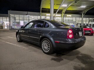 2002 Volkswagen Passat B5 Рестайлинг, синий, 450000 рублей, вид 2