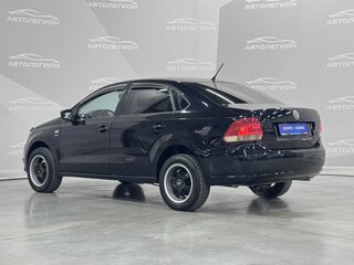 2013 Volkswagen Polo V, чёрный, 645000 рублей, вид 3