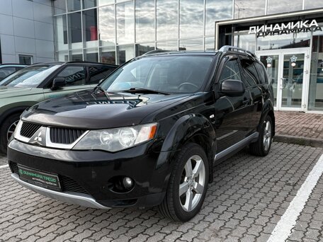 Mitsubishi Outlander II