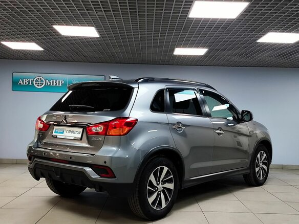 2018 Mitsubishi ASX I Рестайлинг 2, серый, 1651700 рублей - вид 4