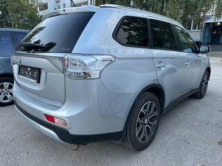 2014 Mitsubishi Outlander III, серебристый, 1120000 рублей, вид 5