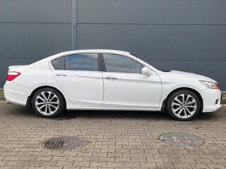 2013 Honda Accord IX, белый, 1400000 рублей, вид 3