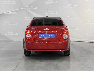 2012 Chevrolet Aveo II, красный, 580000 рублей, вид 4