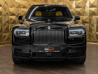 2022 Rolls-Royce Cullinan Black Badge I (Series I), чёрный, 45000000 рублей, вид 2