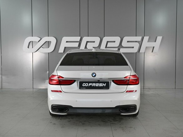 2017 BMW 7 серии 730i VI (G11/G12), белый, 3299000 рублей - вид 3