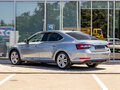 2017 Skoda Superb III, серый, 1595000 рублей - вид 3