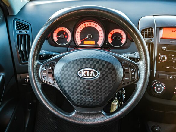 2009 Kia Ceed I, серый, 650000 рублей - вид 15