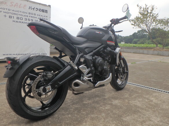 2024 Triumph Trident 660, чёрный, 860000 рублей - вид 5