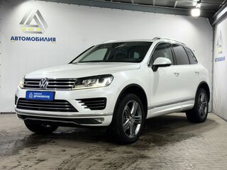 2017 Volkswagen Touareg II Рестайлинг, белый, 3199000 рублей, вид 1