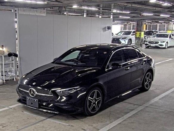 2023 Mercedes-Benz A-Класс 180 IV (W177) Рестайлинг, чёрный, 2090000 рублей
