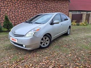 2004 Toyota Prius II (XW20), серебристый, 495000 рублей, вид 3