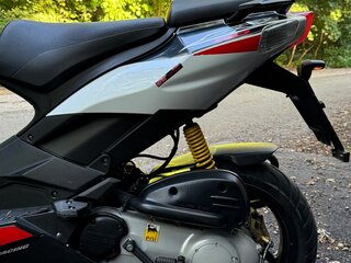 2014 Aprilia SR 50 R, красный, 219000 рублей, вид 3
