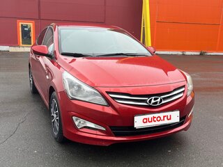 2015 Hyundai Solaris I Рестайлинг, красный, 1000000 рублей, вид 4