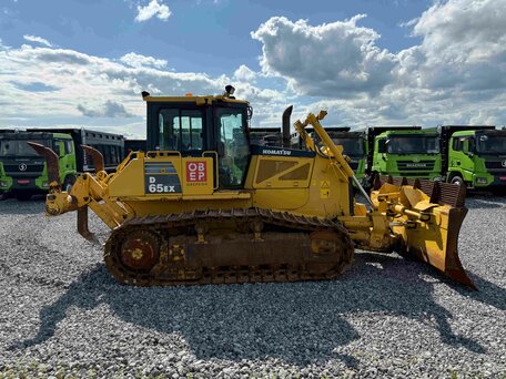 2016 Komatsu D65, 9500000 рублей, вид 2