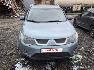 2008 Mitsubishi Outlander II, зелёный, 850000 рублей, вид 2