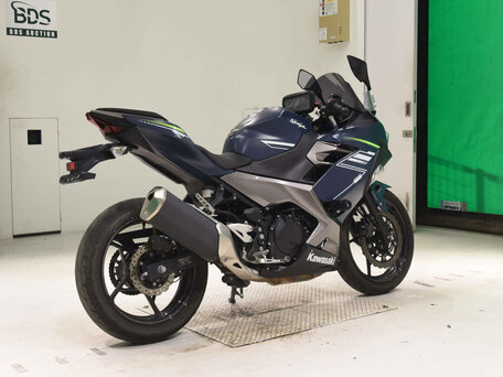 2021 Kawasaki Ninja 400, синий, 620000 рублей, вид 5