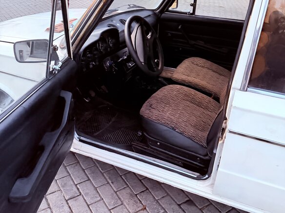 1993 Lada (ВАЗ) 2106 4-speed, белый, 99000 рублей - вид 6