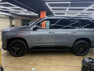 2021 Cadillac Escalade V, серый, 12500000 рублей, вид 4