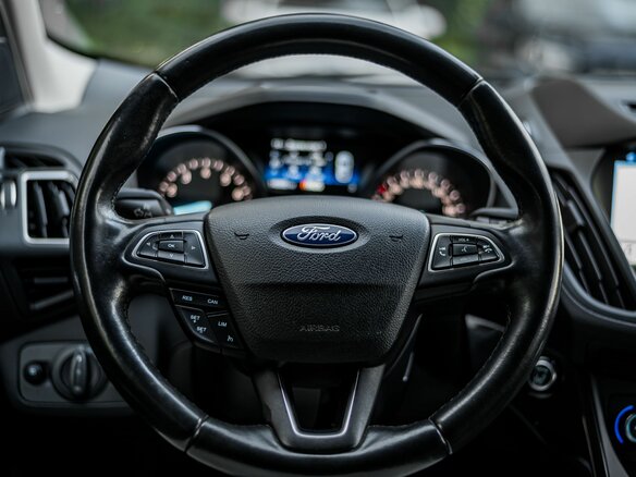2019 Ford Kuga II Рестайлинг, серый, 1499000 рублей - вид 5