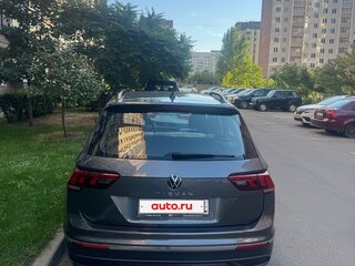 2021 Volkswagen Tiguan II Рестайлинг, серый, 2500000 рублей, вид 4