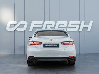 2019 Toyota Camry VIII (XV70), белый, 2690000 рублей, вид 4