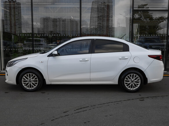 2018 Kia Rio IV, белый, 949000 рублей - вид 6