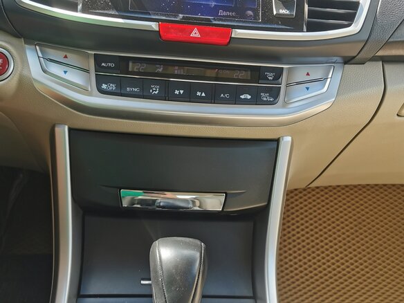 2013 Honda Accord IX, бежевый, 2450000 рублей - вид 26