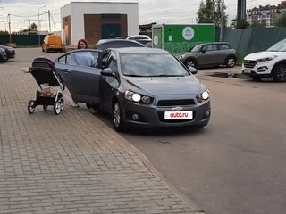 2013 Chevrolet Aveo II, серый, 585000 рублей, вид 3