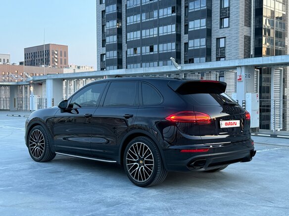 2015 Porsche Cayenne II Рестайлинг (958), чёрный, 3100000 рублей - вид 4
